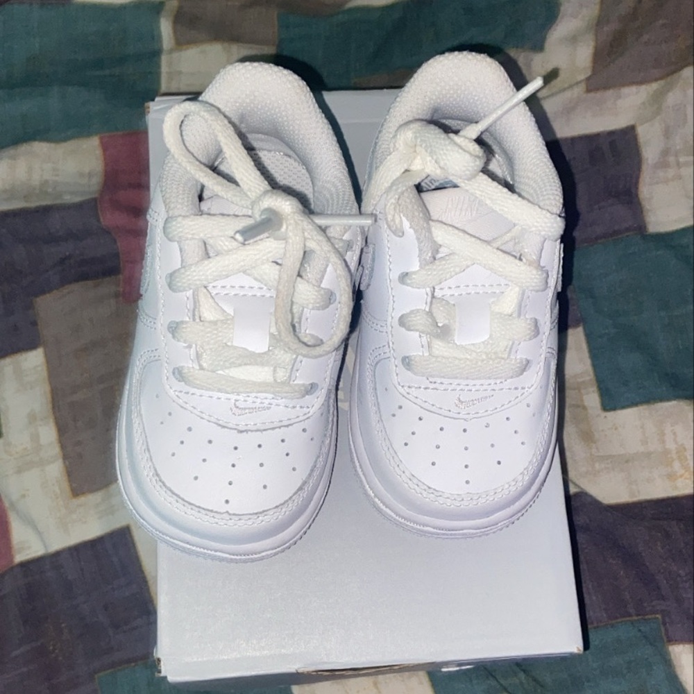 Nike Air Force 1s 4c